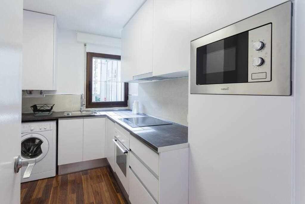Apartamento Para 4 Con Terraza En El Centro Girona Exterior photo