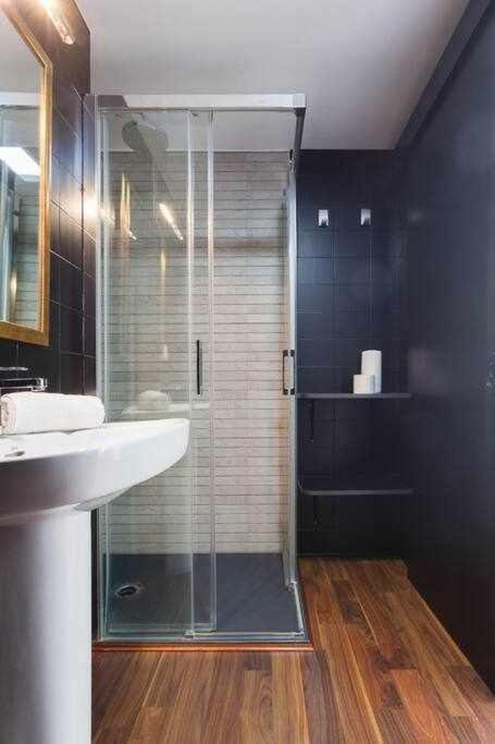 Apartamento Para 4 Con Terraza En El Centro Girona Exterior photo
